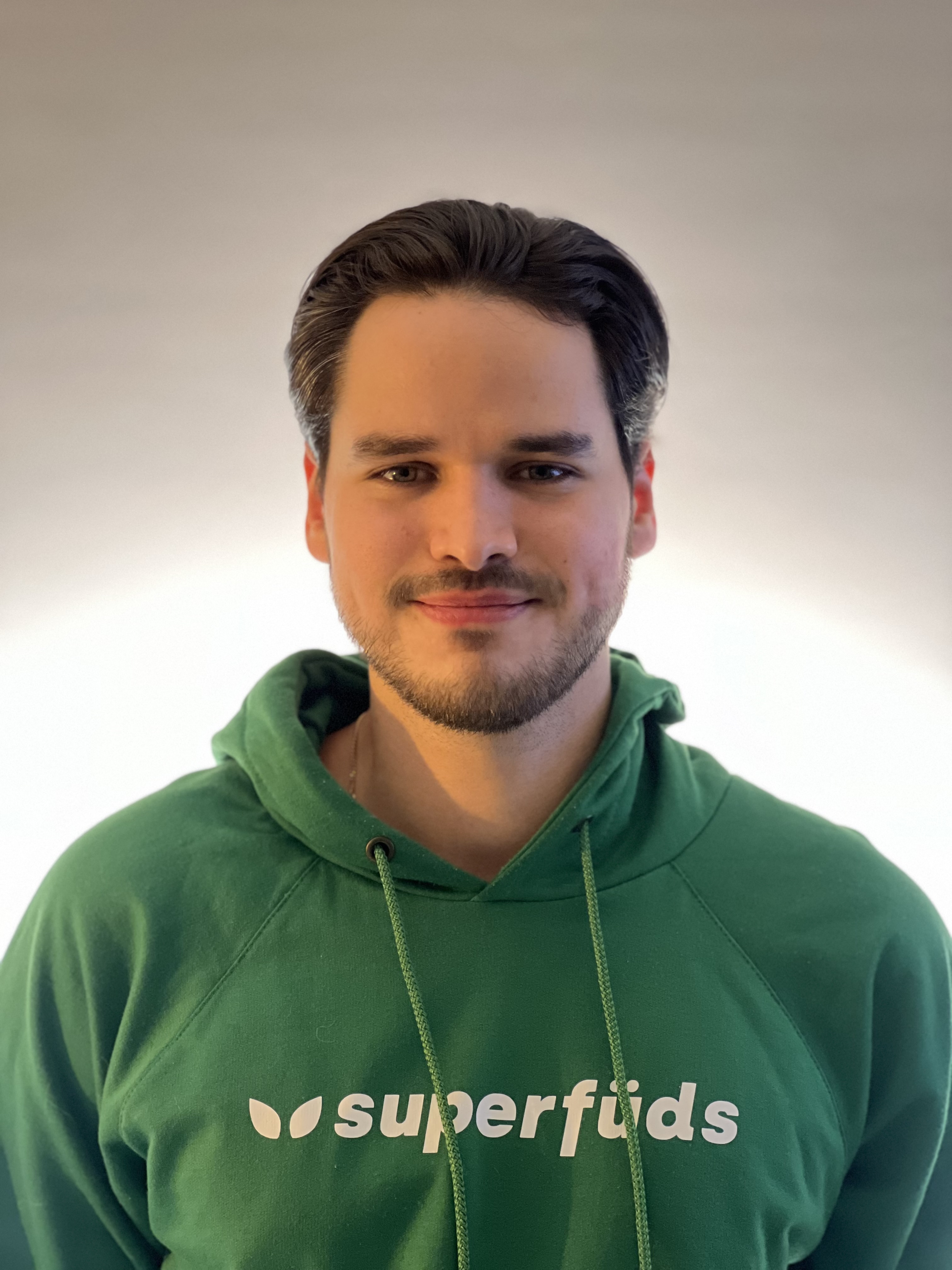 Esteban Hernández Dugand — Director Comercial Superfuds